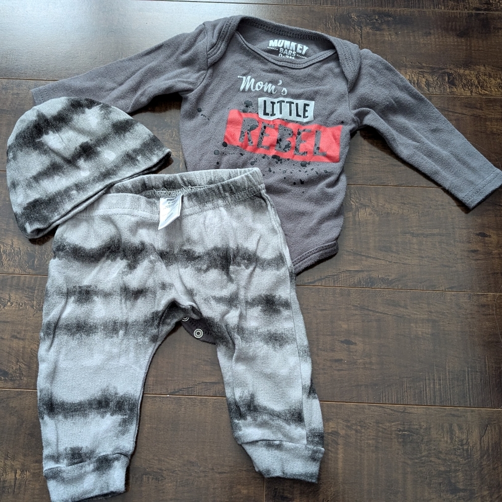 3/$30 Tie dye outfit